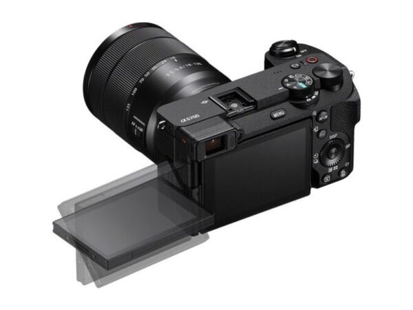 Sony Alpha 6700 kitsa objektivom 18-135mm