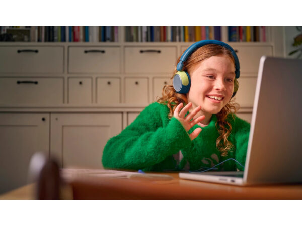 Philips TAK2000CT/00 dječje slžica; glasoča ograničenje 85dBpovezuje se sa USB-C; 1,2m dužina žice;